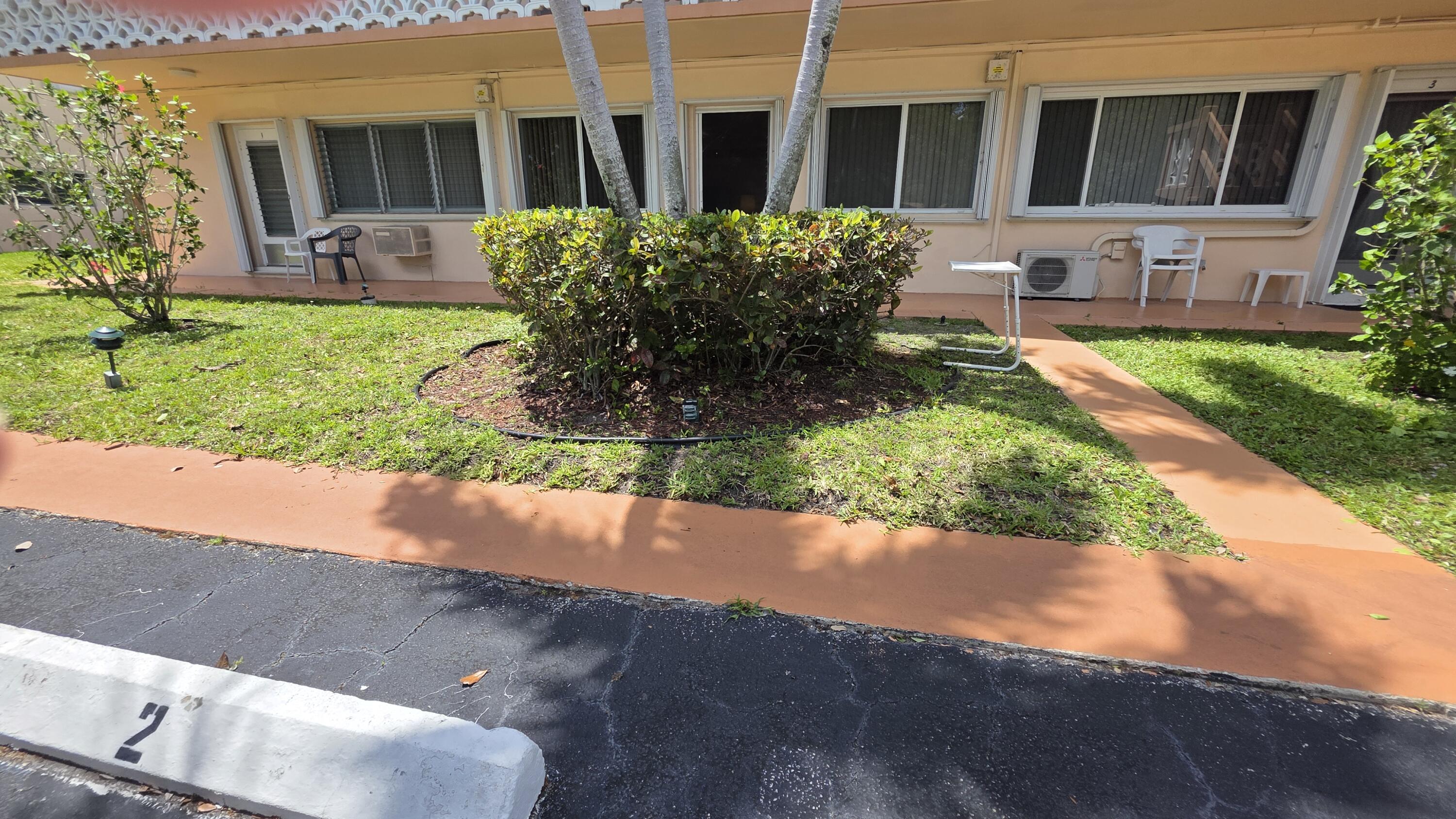 Hallandale Beach photo 4