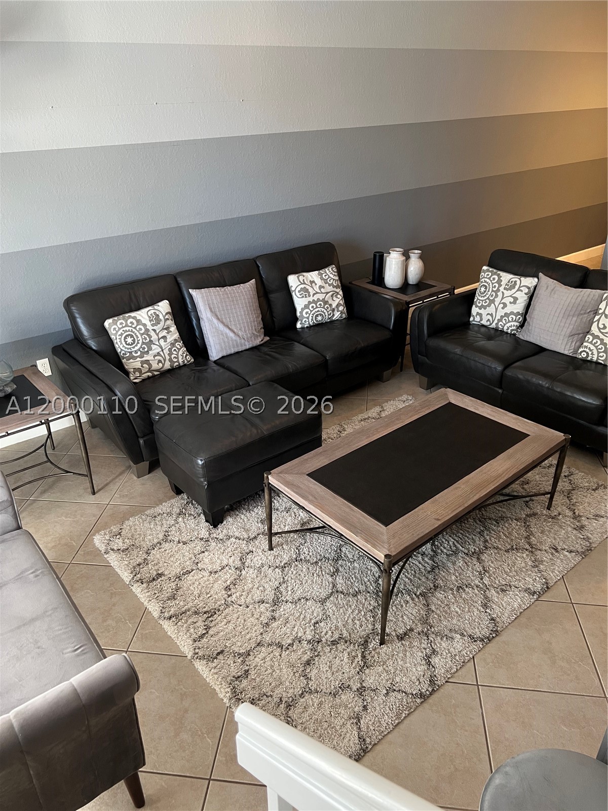 Pembroke Pines photo 2