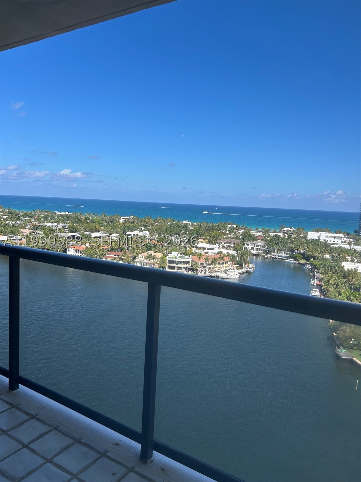 Aventura photo 3