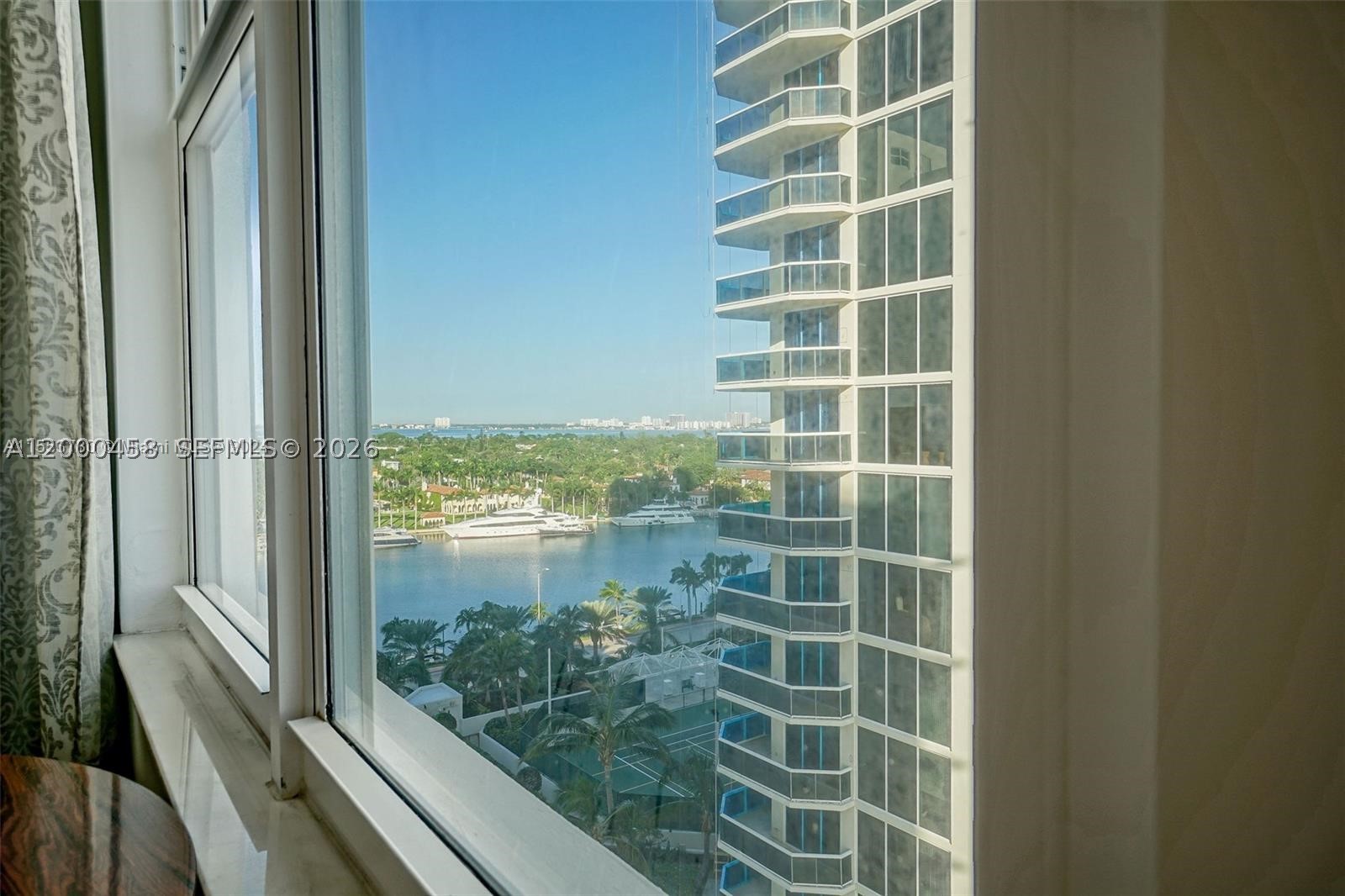 Miami Beach photo 2