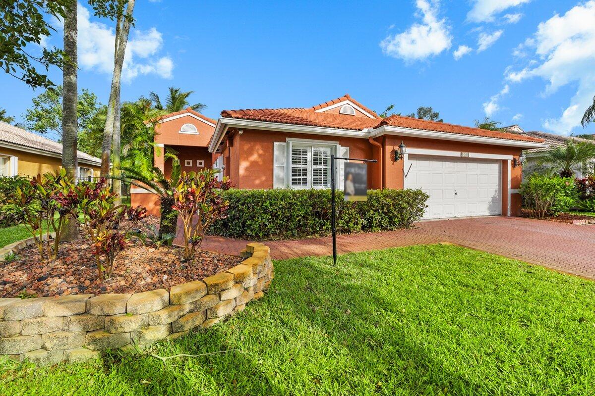 Pembroke Pines photo 1