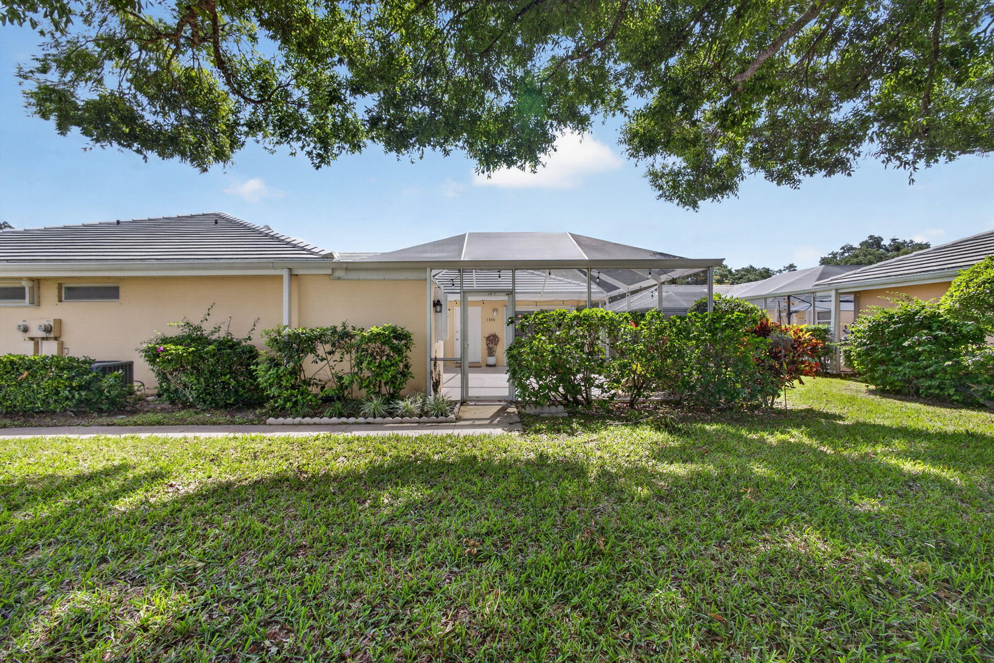 Palm Beach Gardens photo 2