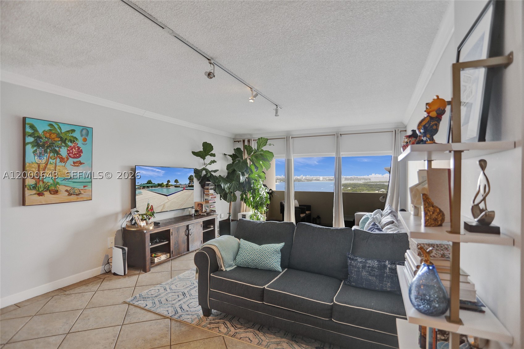 Sunny Isles Beach photo 2