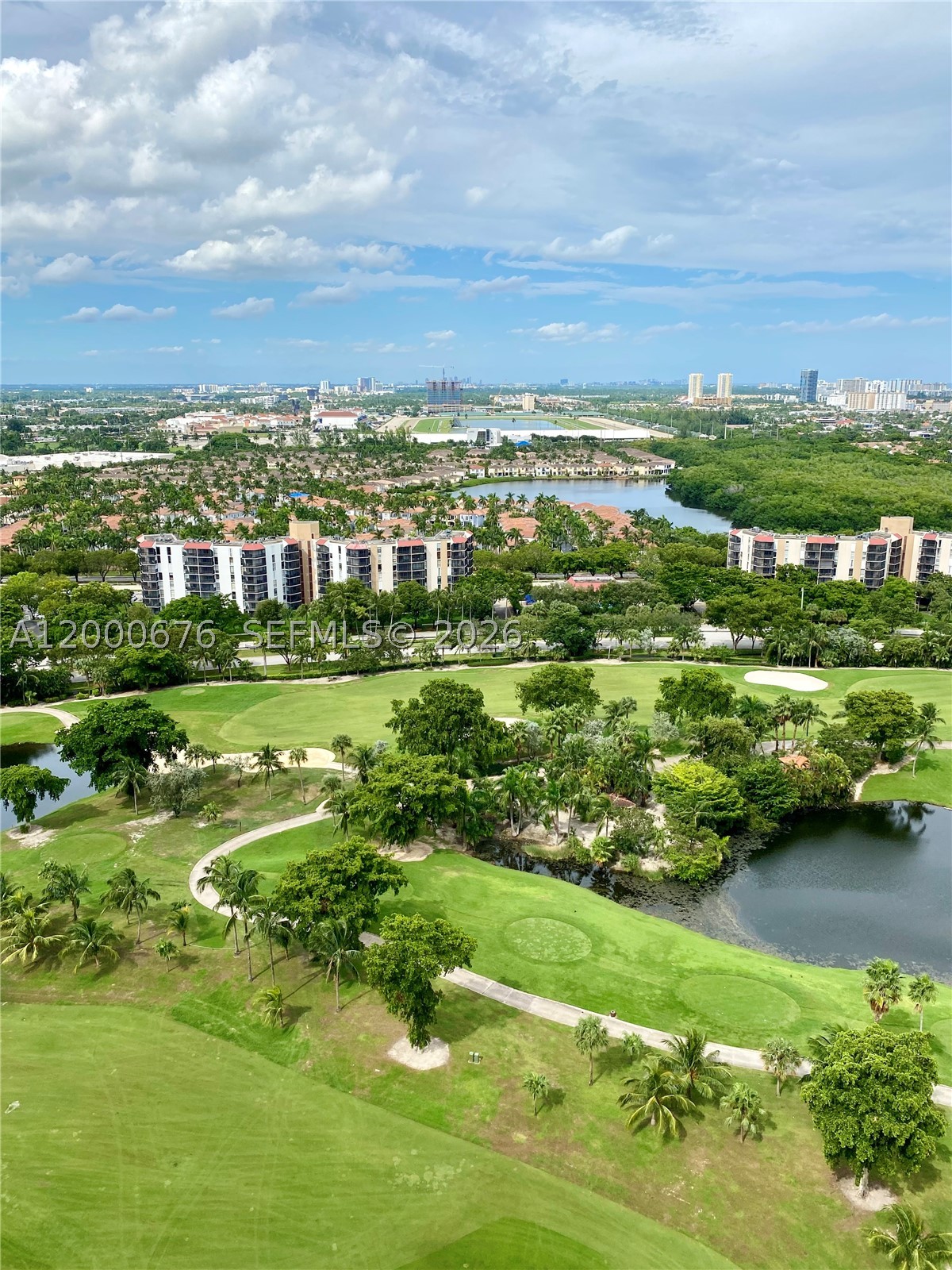 Aventura photo 4