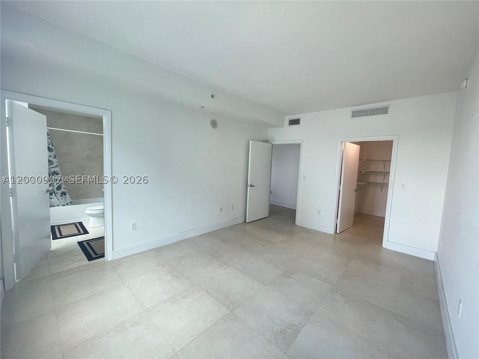 Miami photo 4