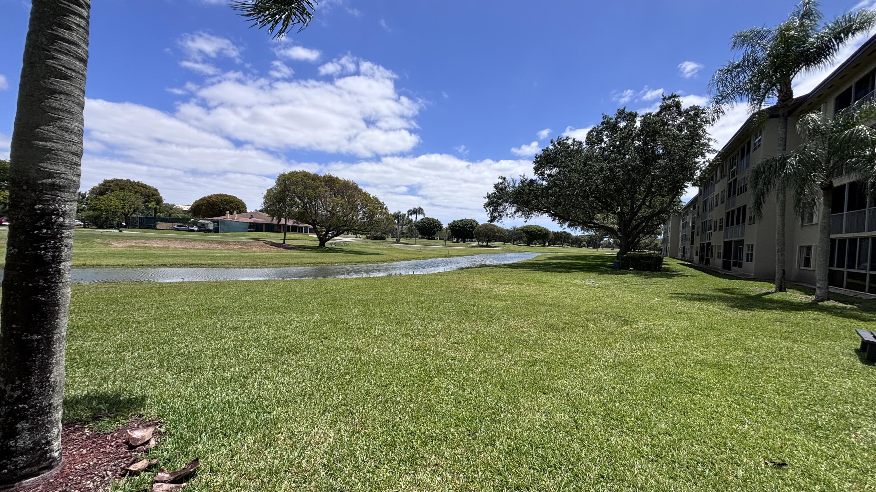 Pembroke Pines photo 1