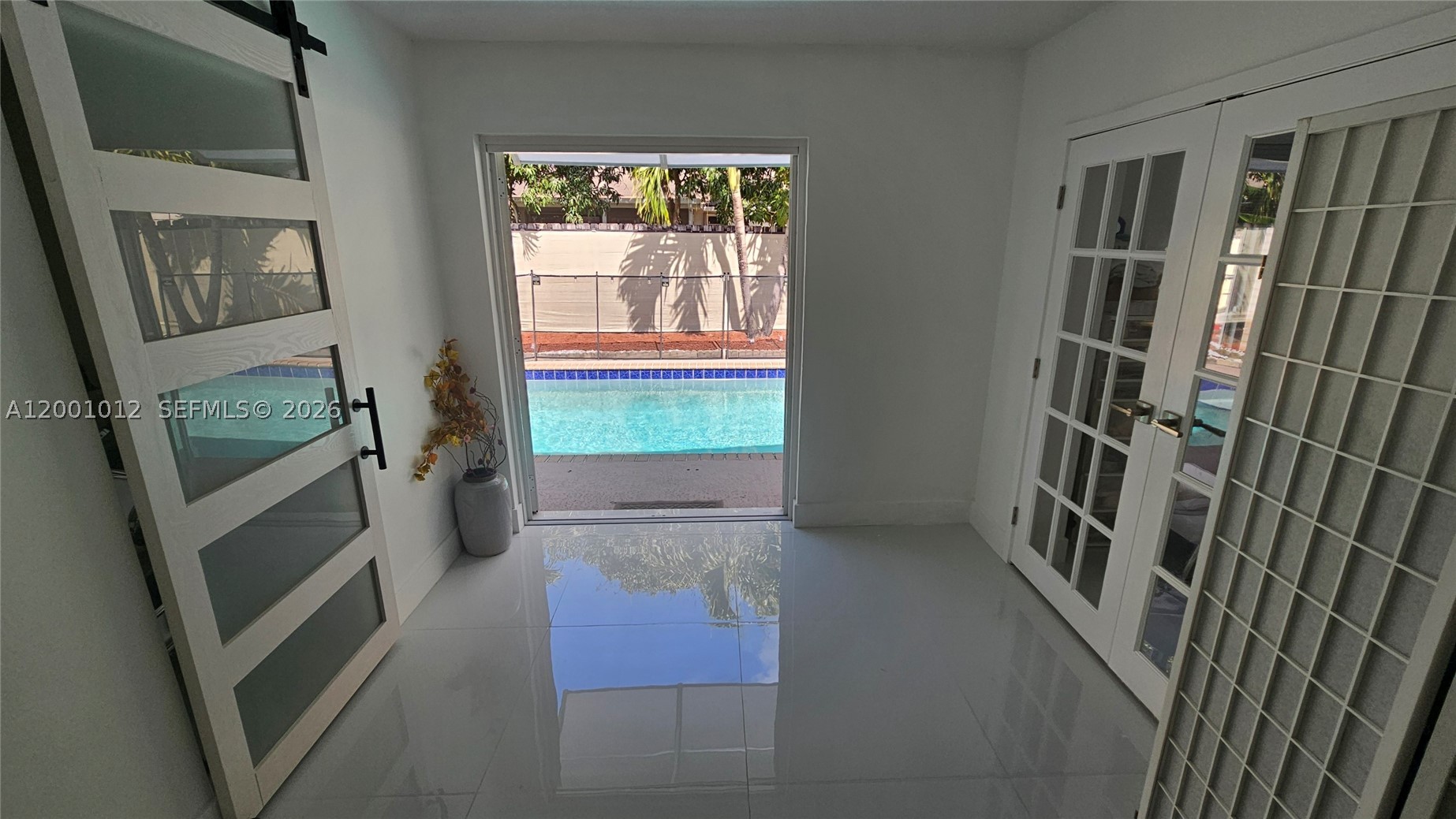Pembroke Pines photo 1