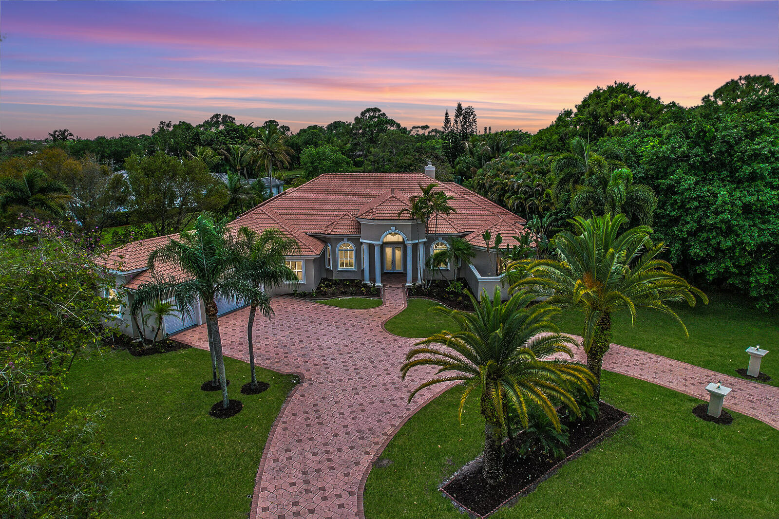 Palm Beach Gardens photo 2
