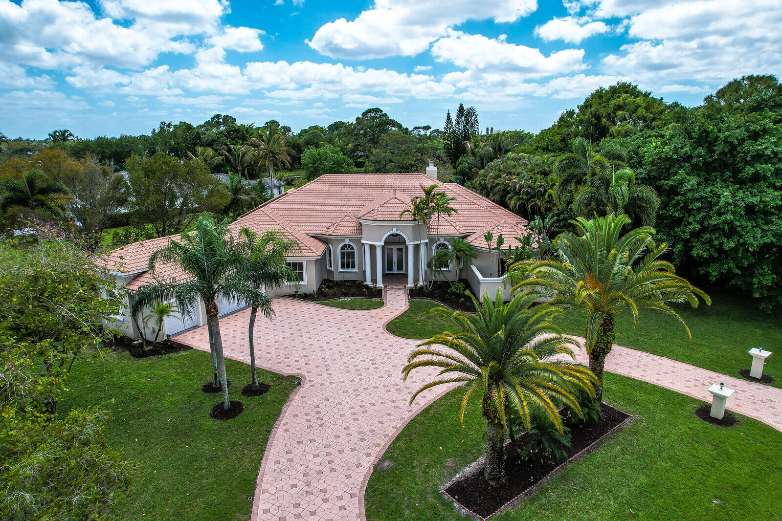 Palm Beach Gardens photo 3