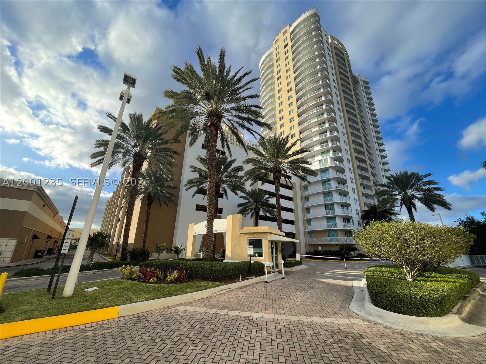 Hallandale Beach photo 1