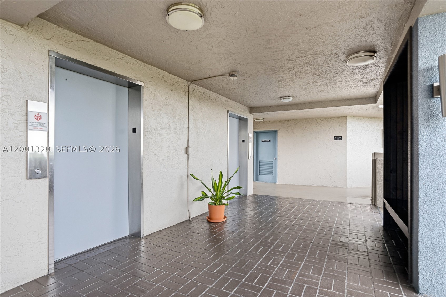 Pembroke Pines photo 3