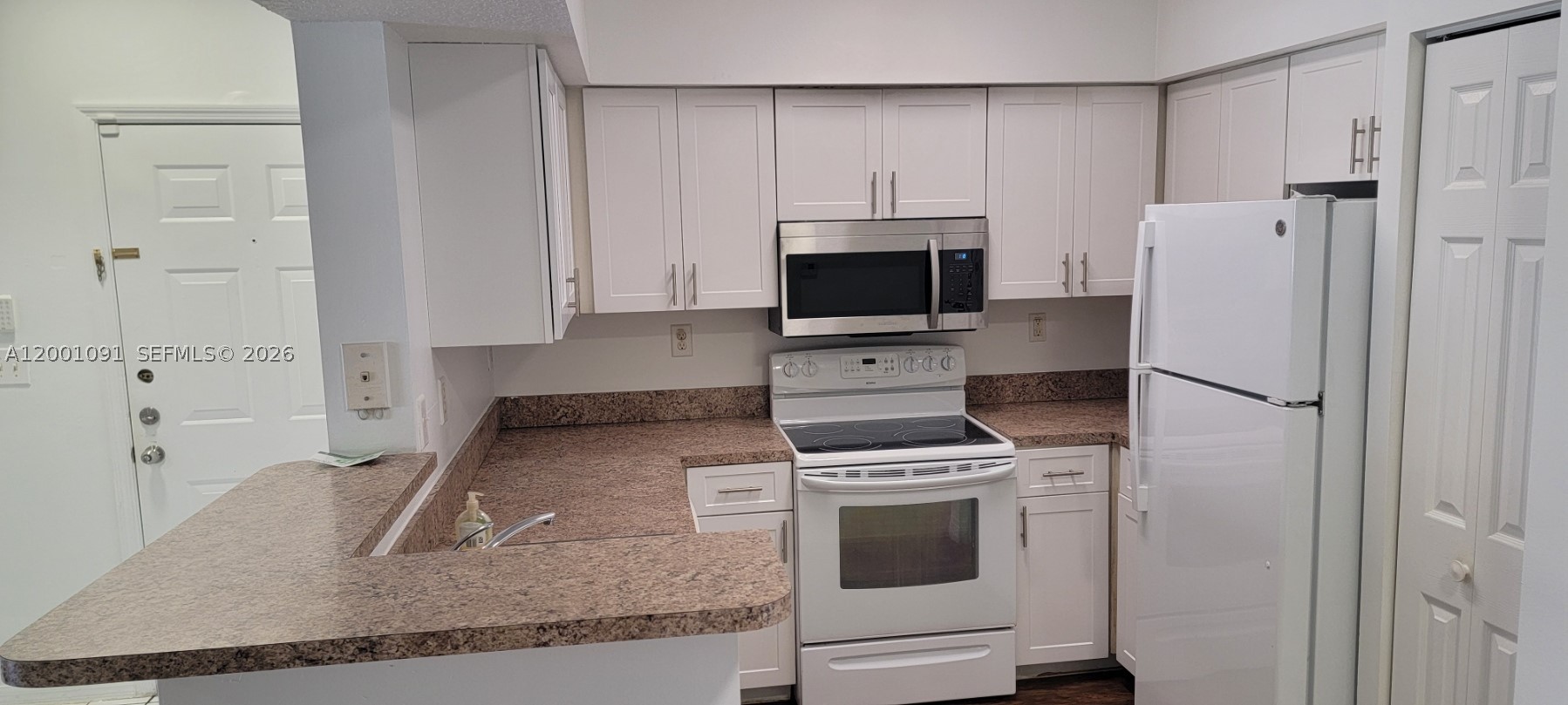 Pembroke Pines photo 5