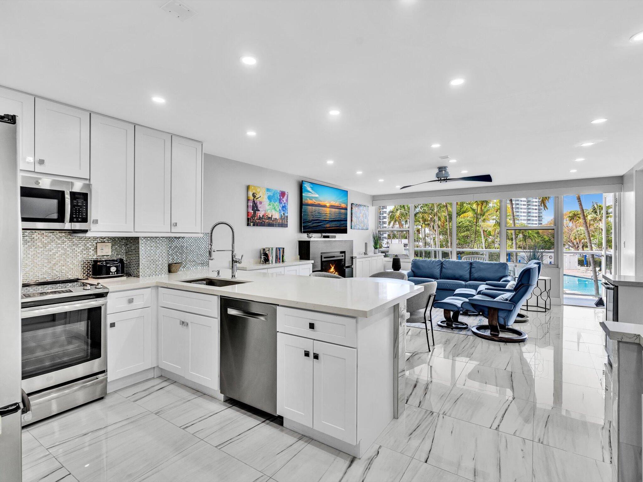MLS listing photo 2