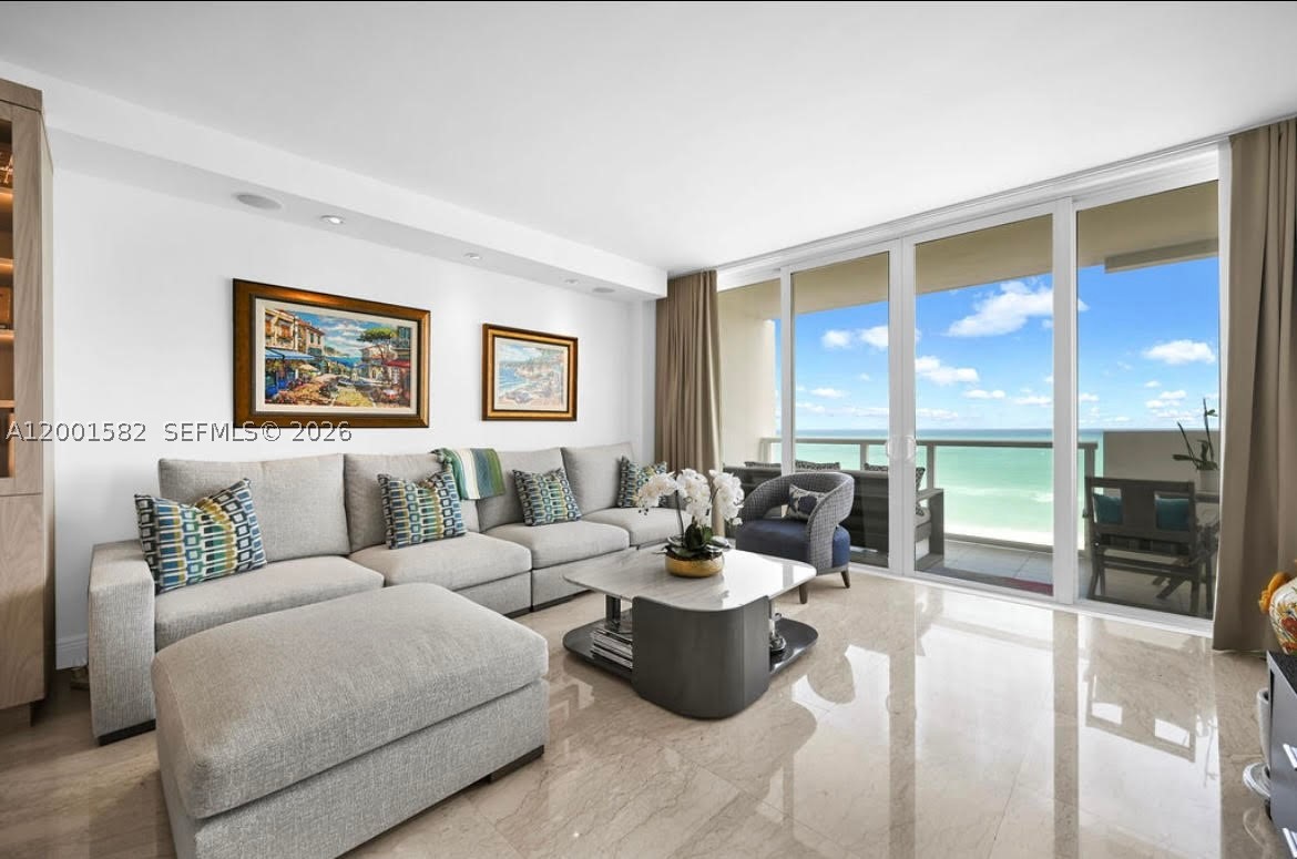 Miami Beach photo 4