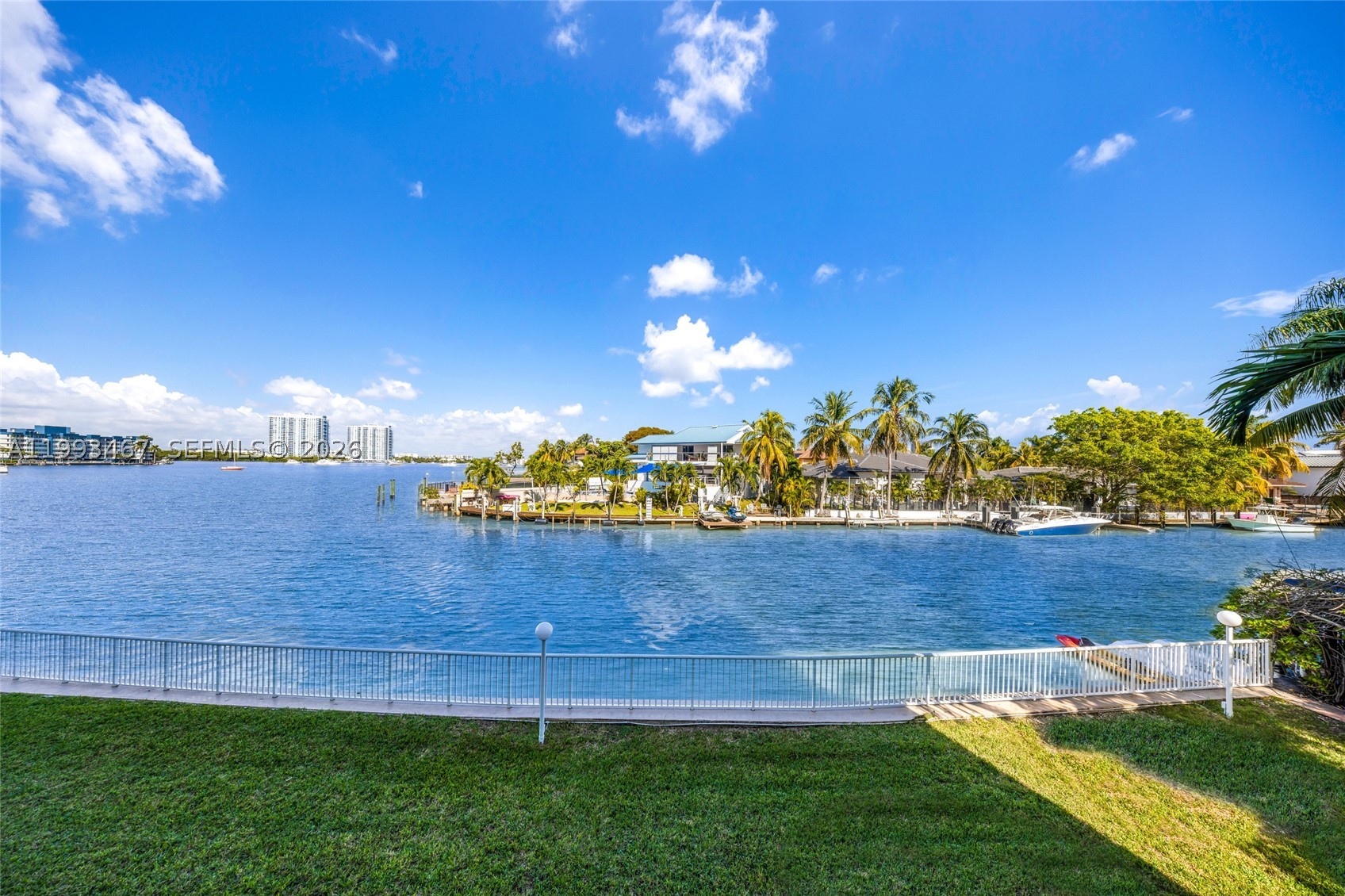 North Miami Beach photo 1