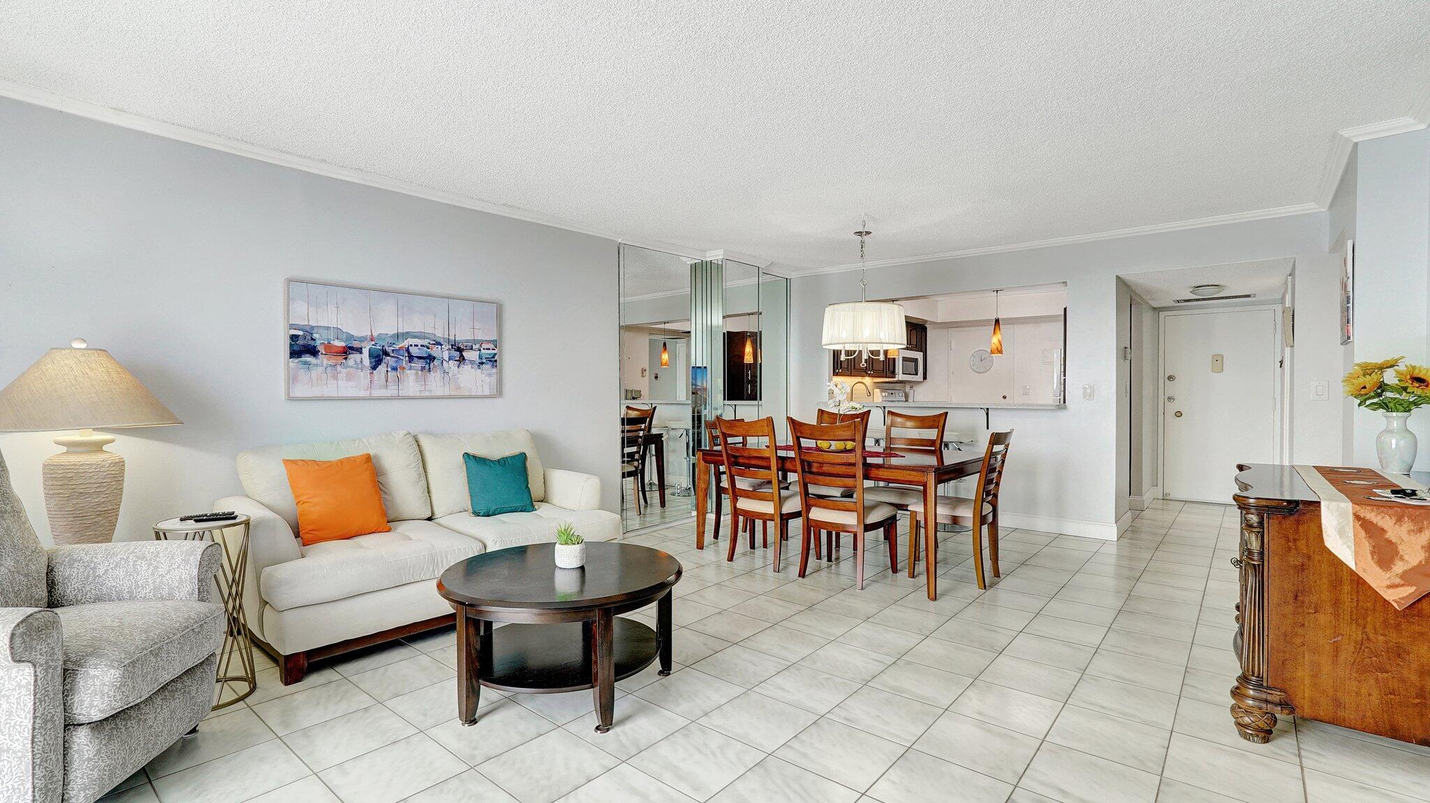 Hallandale Beach photo 1