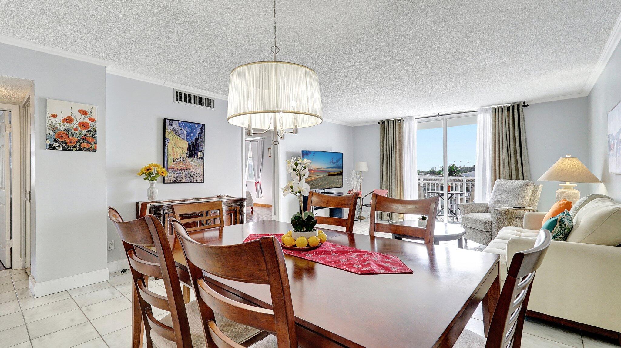 Hallandale Beach photo 3
