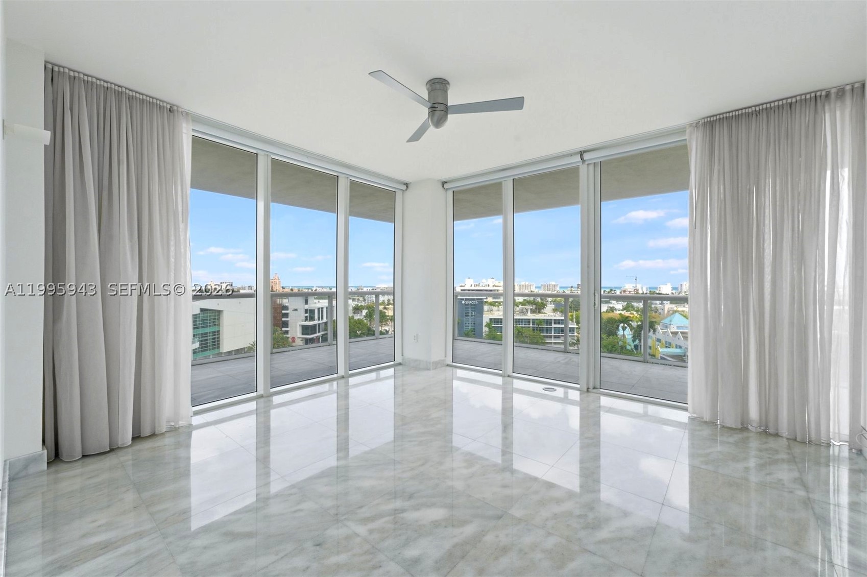 Miami Beach photo 1