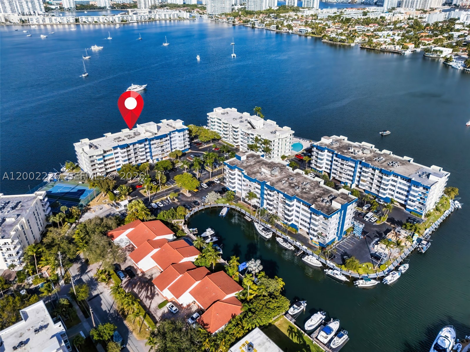 North Miami Beach photo 2
