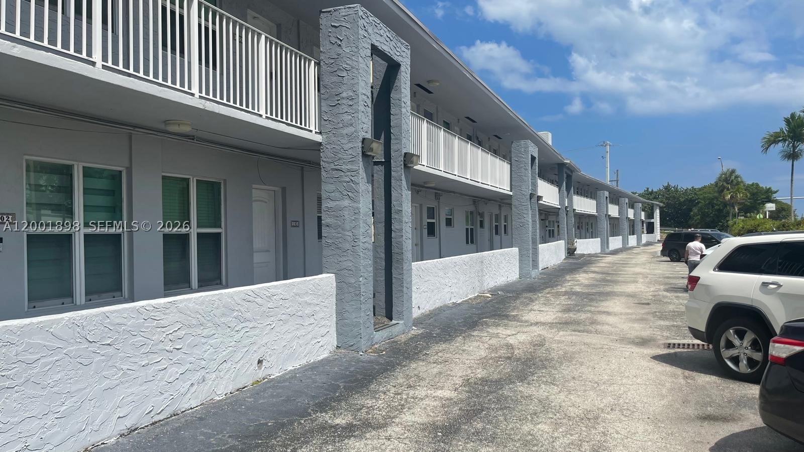 North Miami photo 1