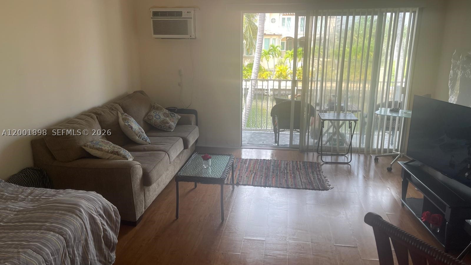 North Miami photo 4