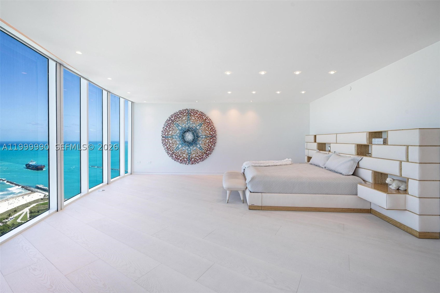 Miami Beach photo 4