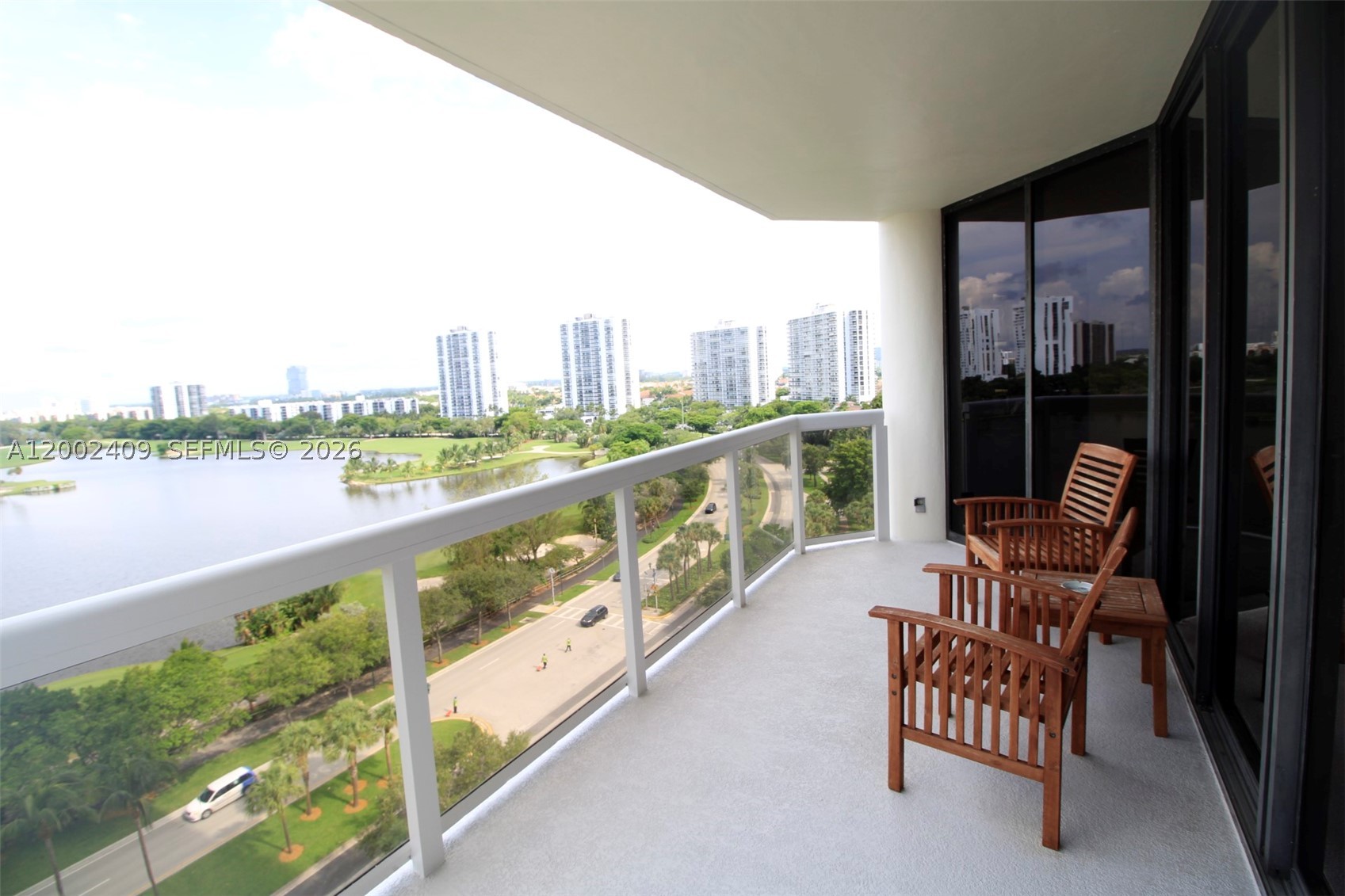 Aventura photo 1