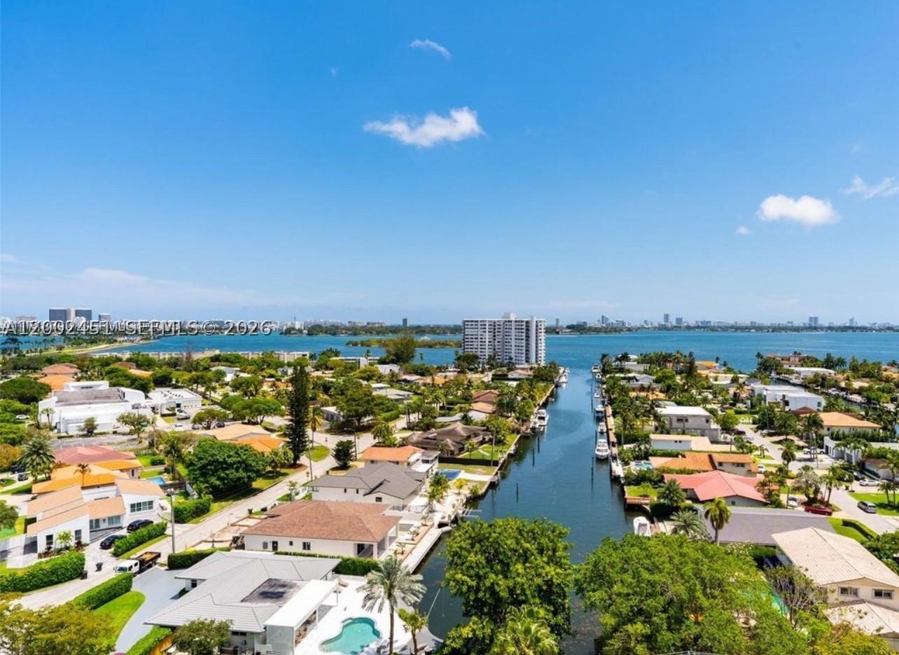 North Miami photo 4