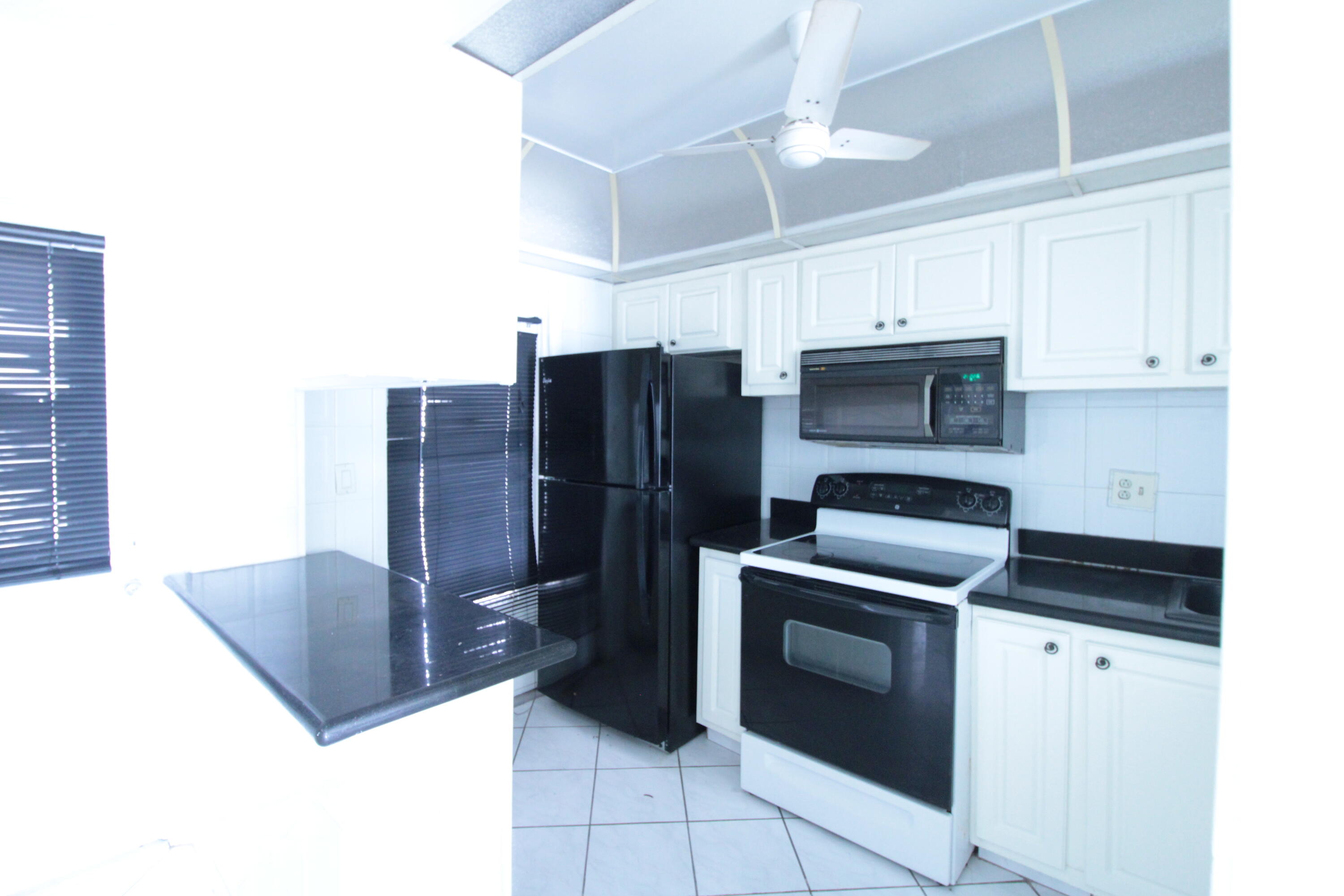 Hallandale Beach photo 4