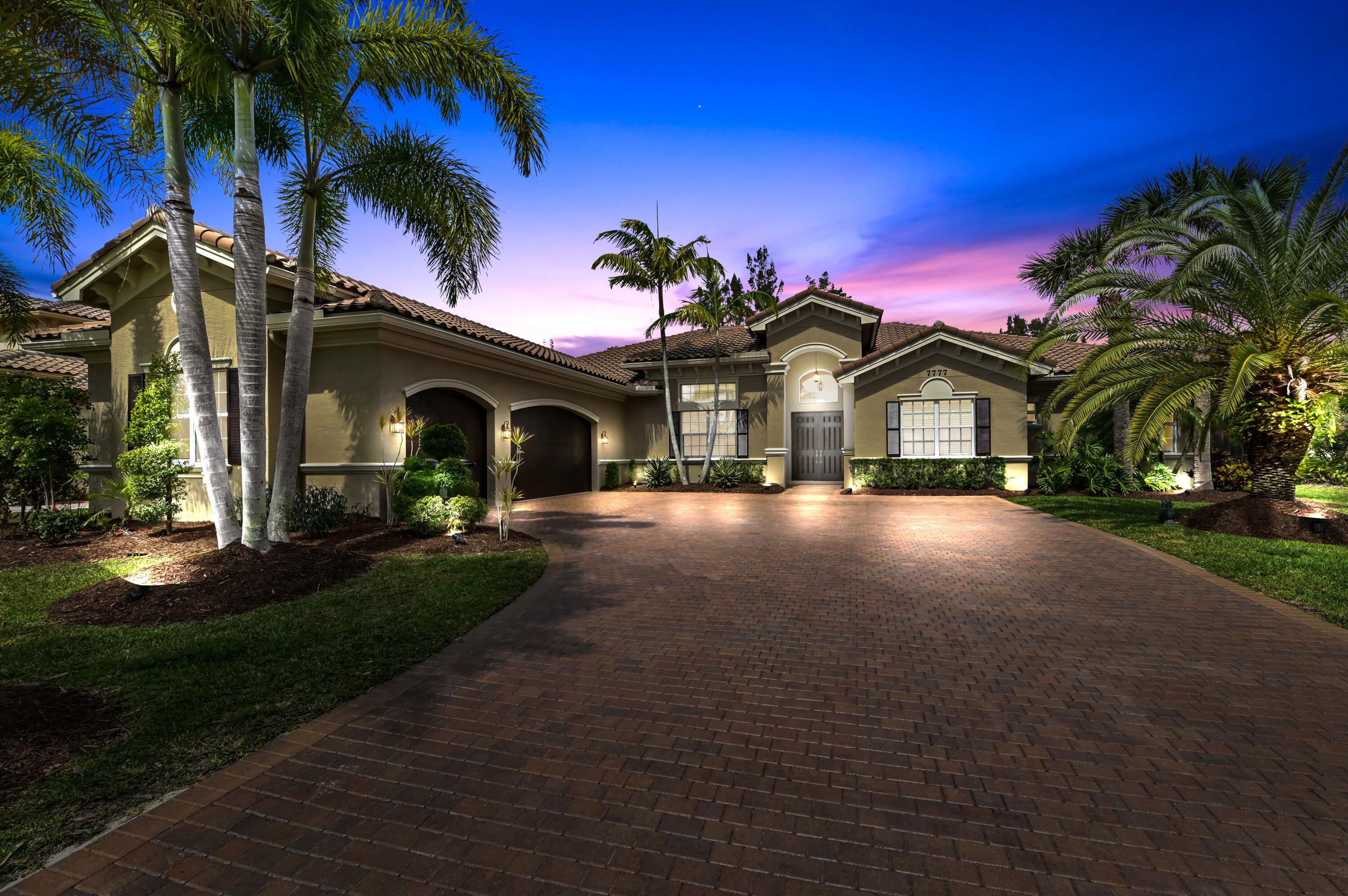 Palm Beach Gardens photo 1