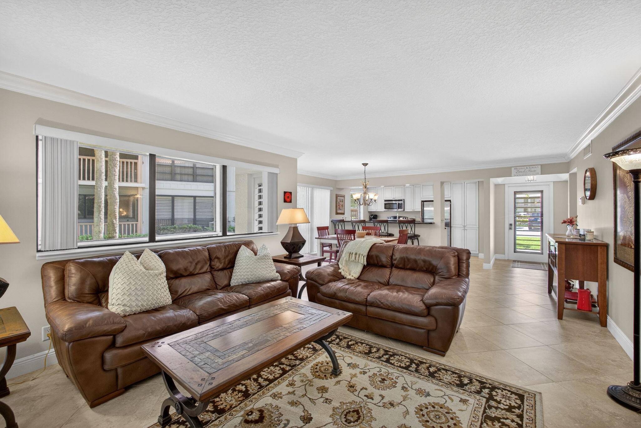 Palm Beach Gardens photo 1