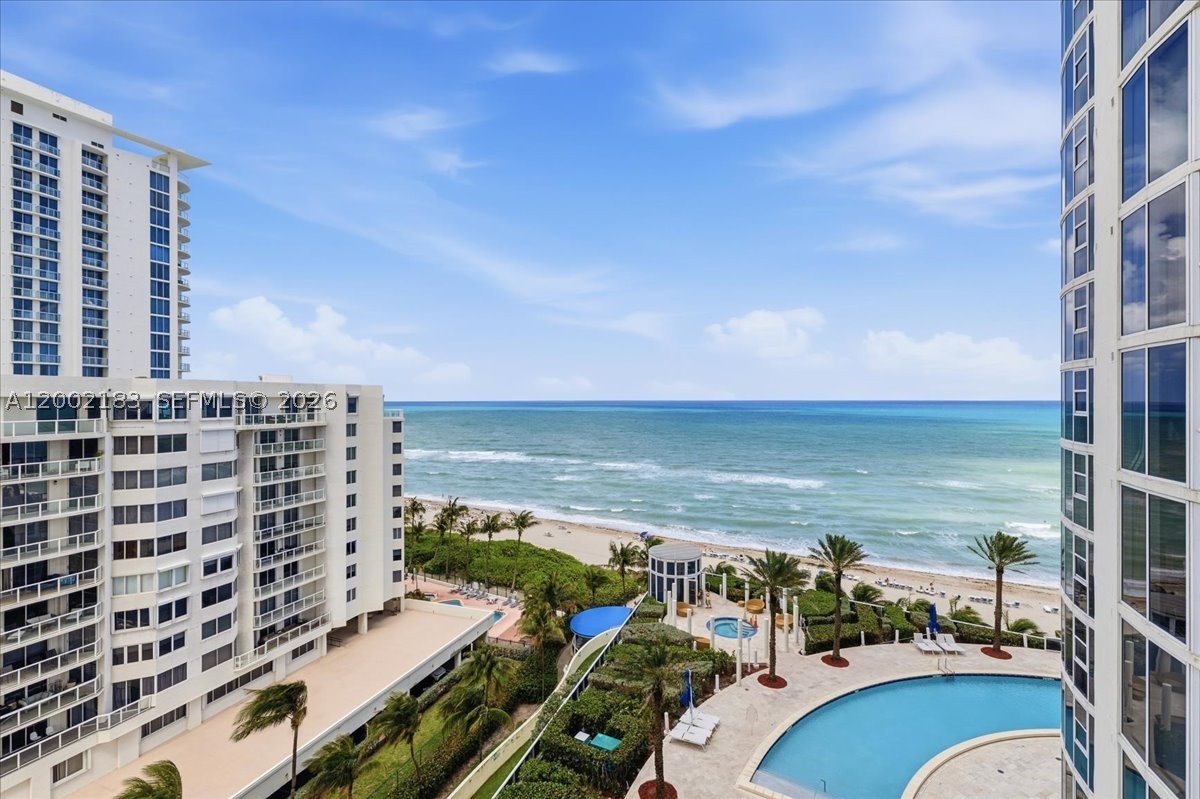 Sunny Isles Beach photo 2