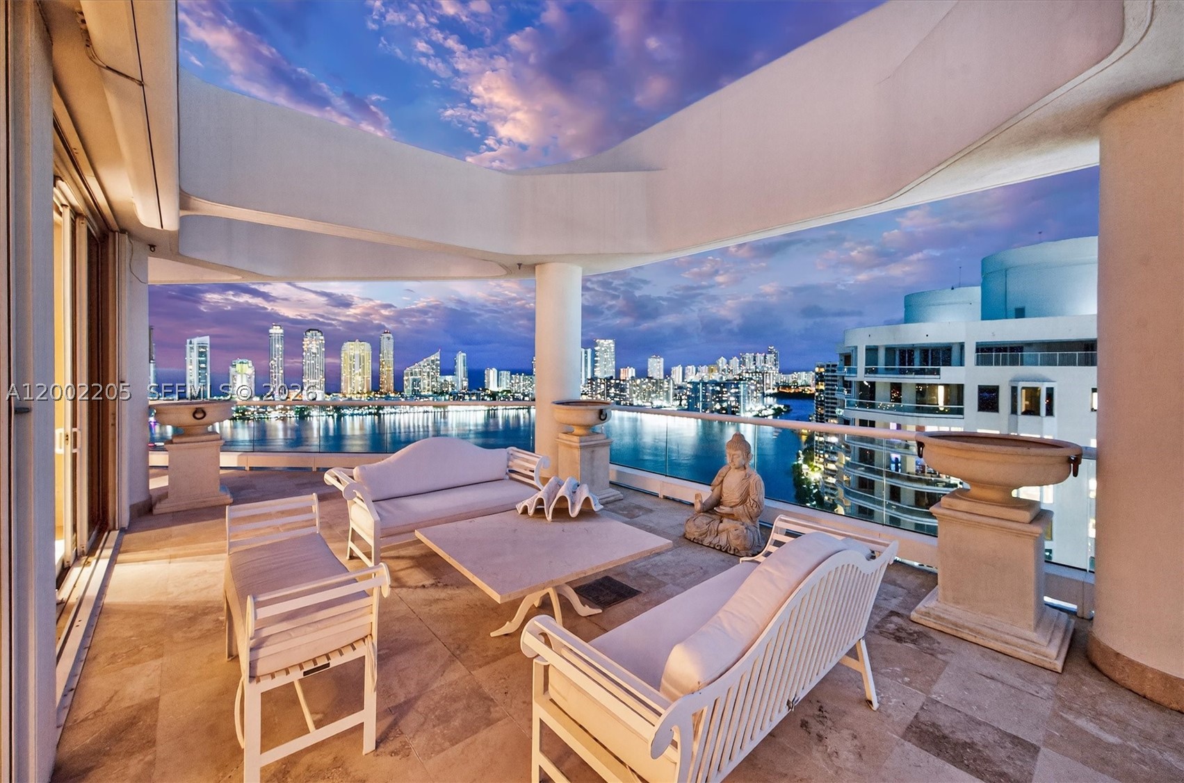 Aventura photo 1
