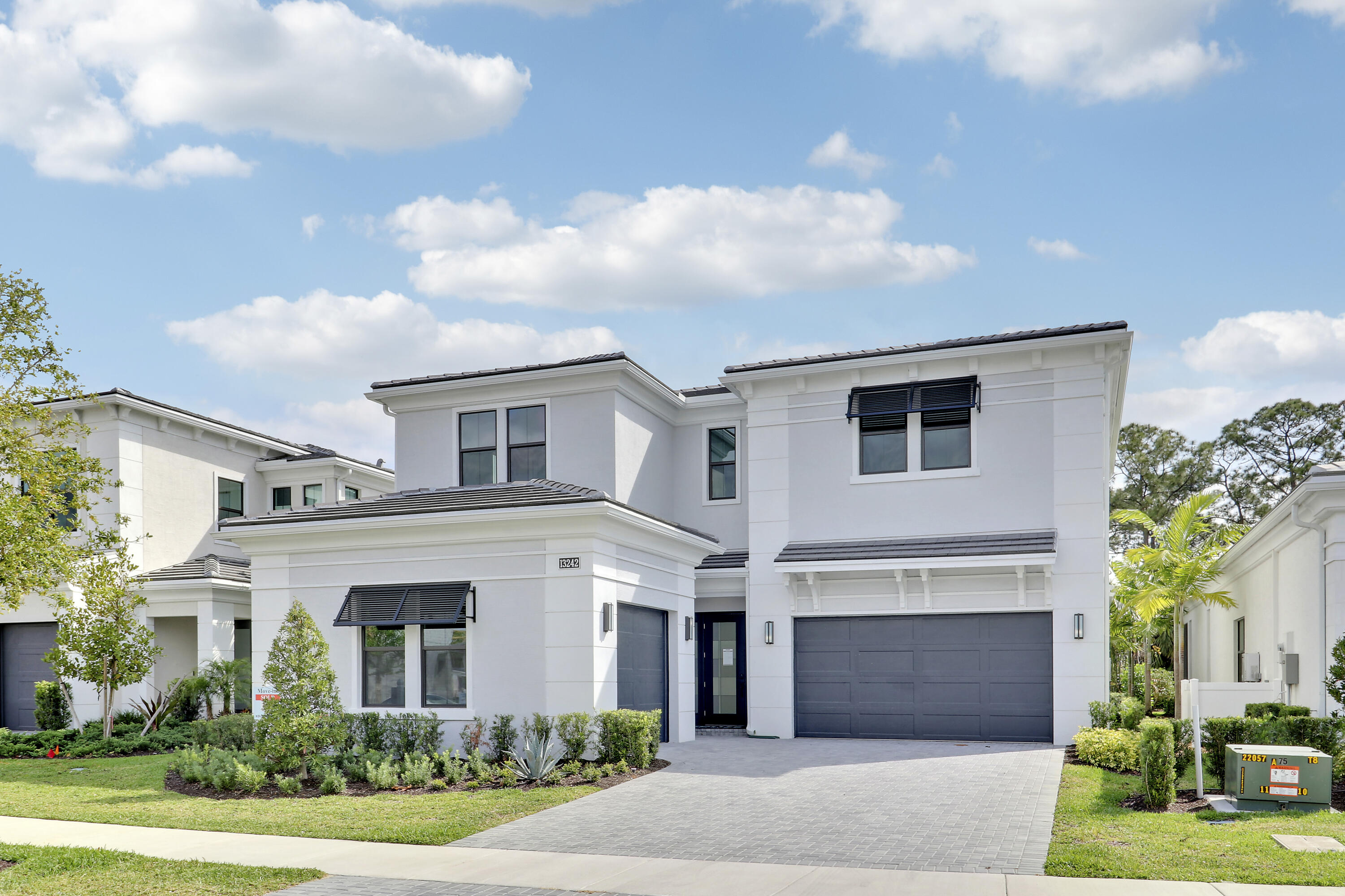 Palm Beach Gardens photo 1
