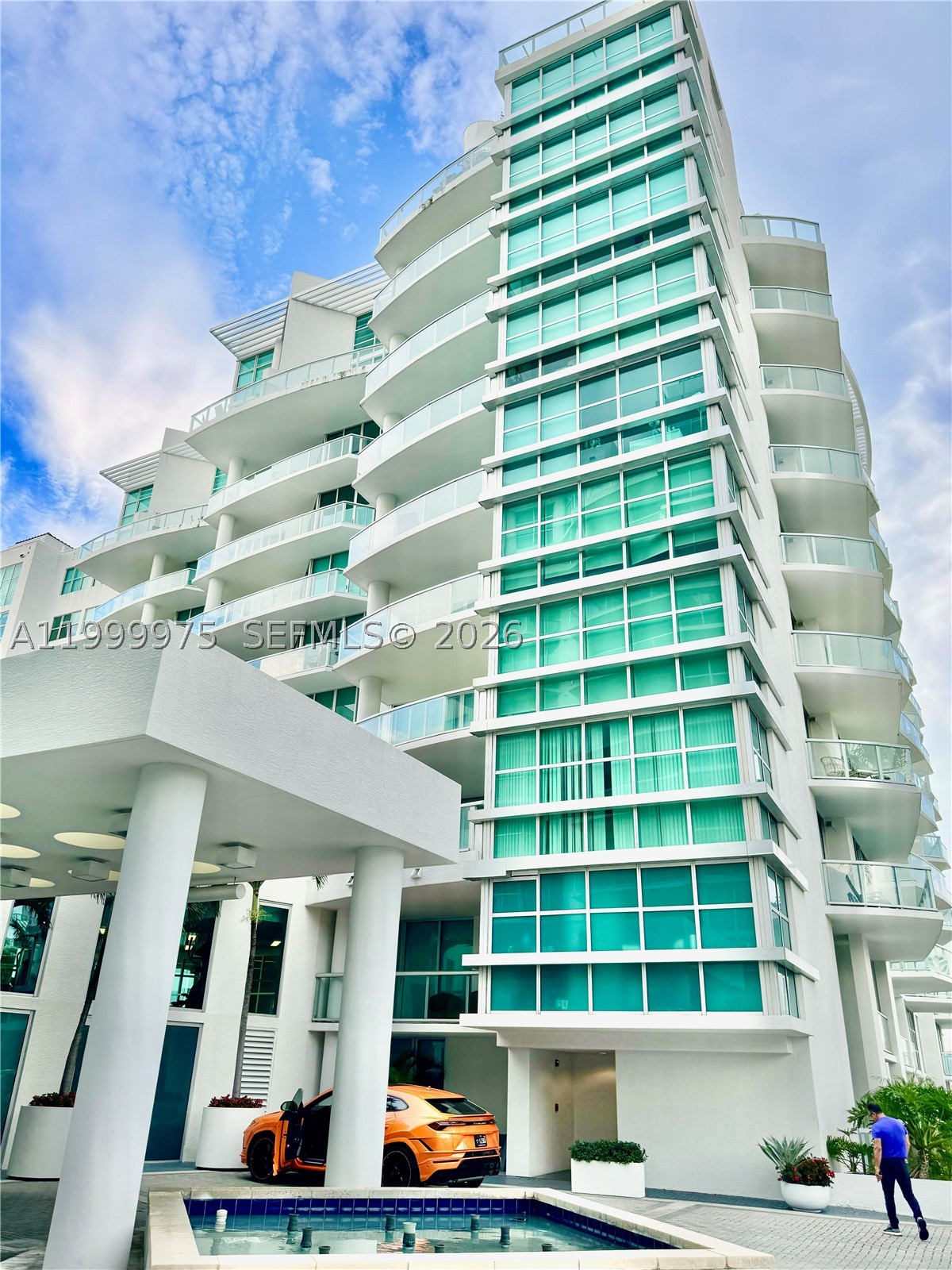 Aventura photo 1
