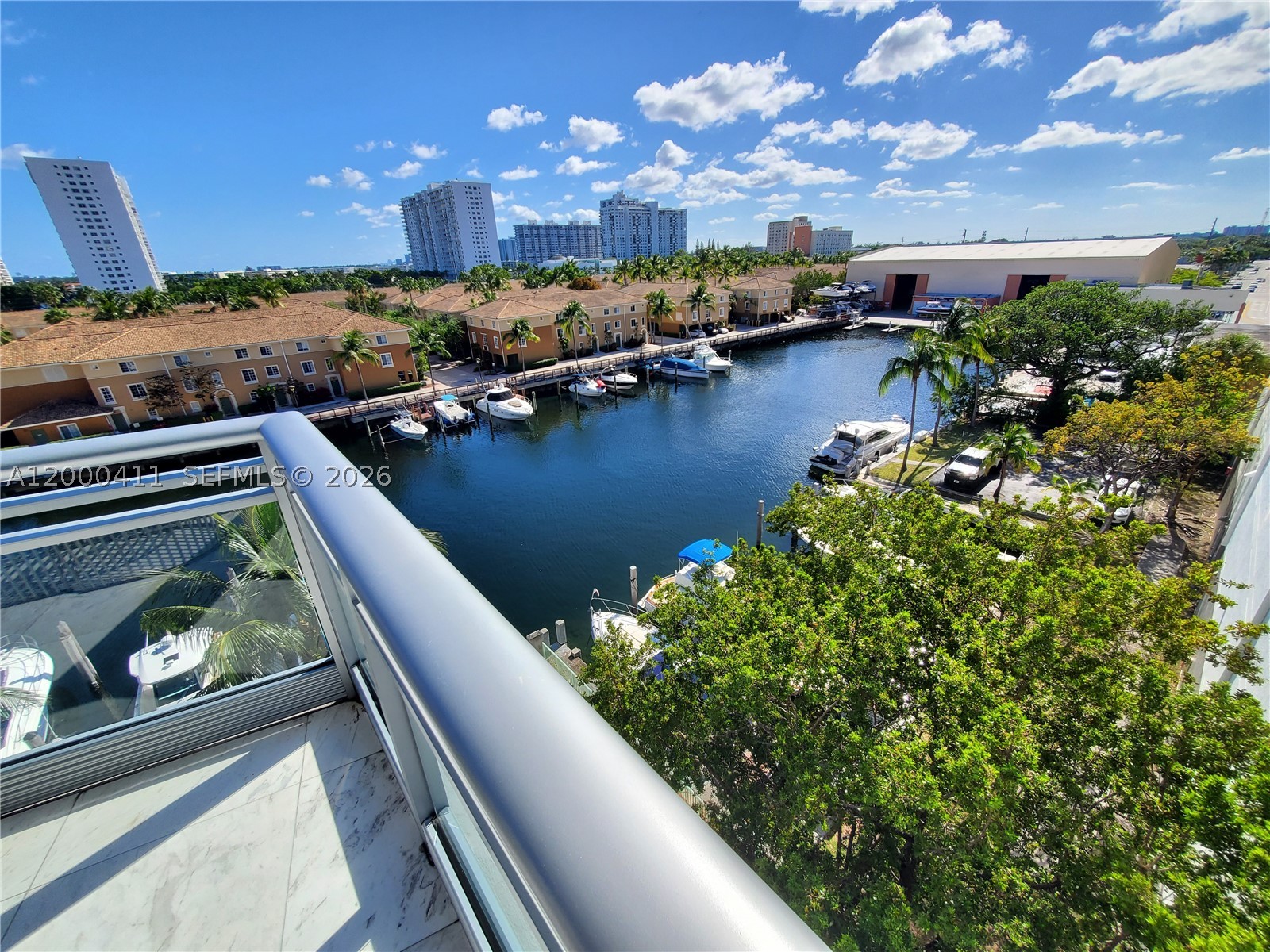 Aventura photo 4