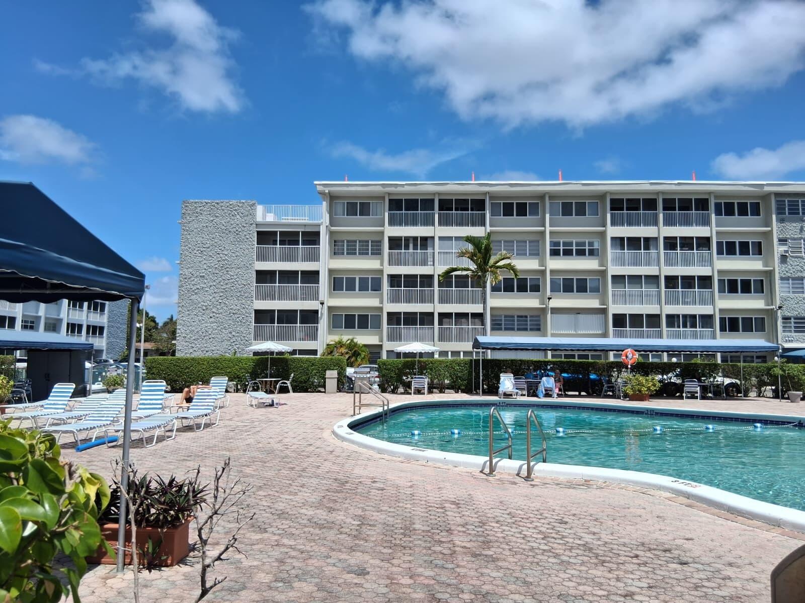 Hallandale Beach photo 5
