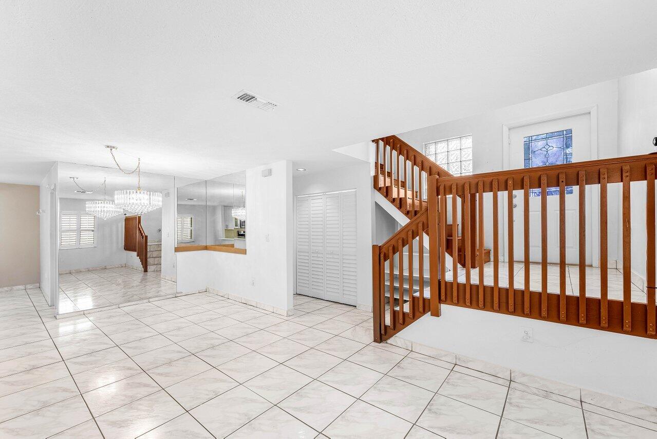 Pembroke Pines photo 3