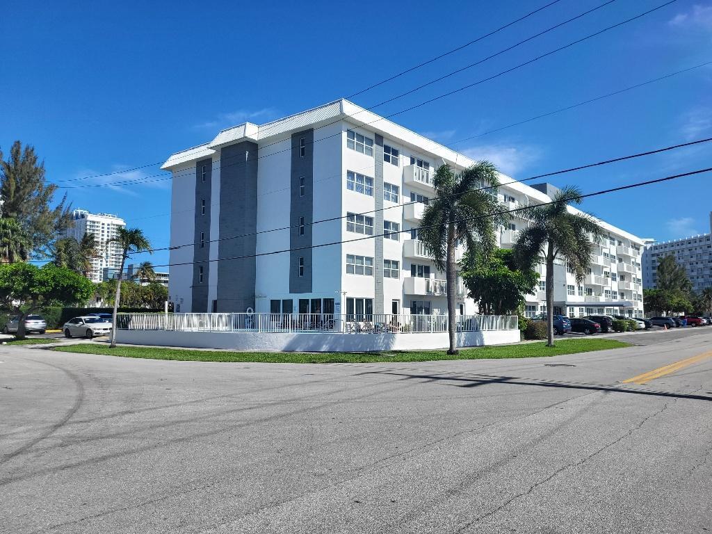 Fort Lauderdale photo 1