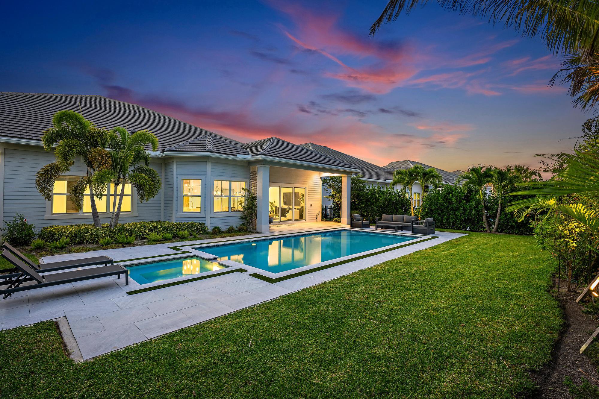 Palm Beach Gardens photo 3