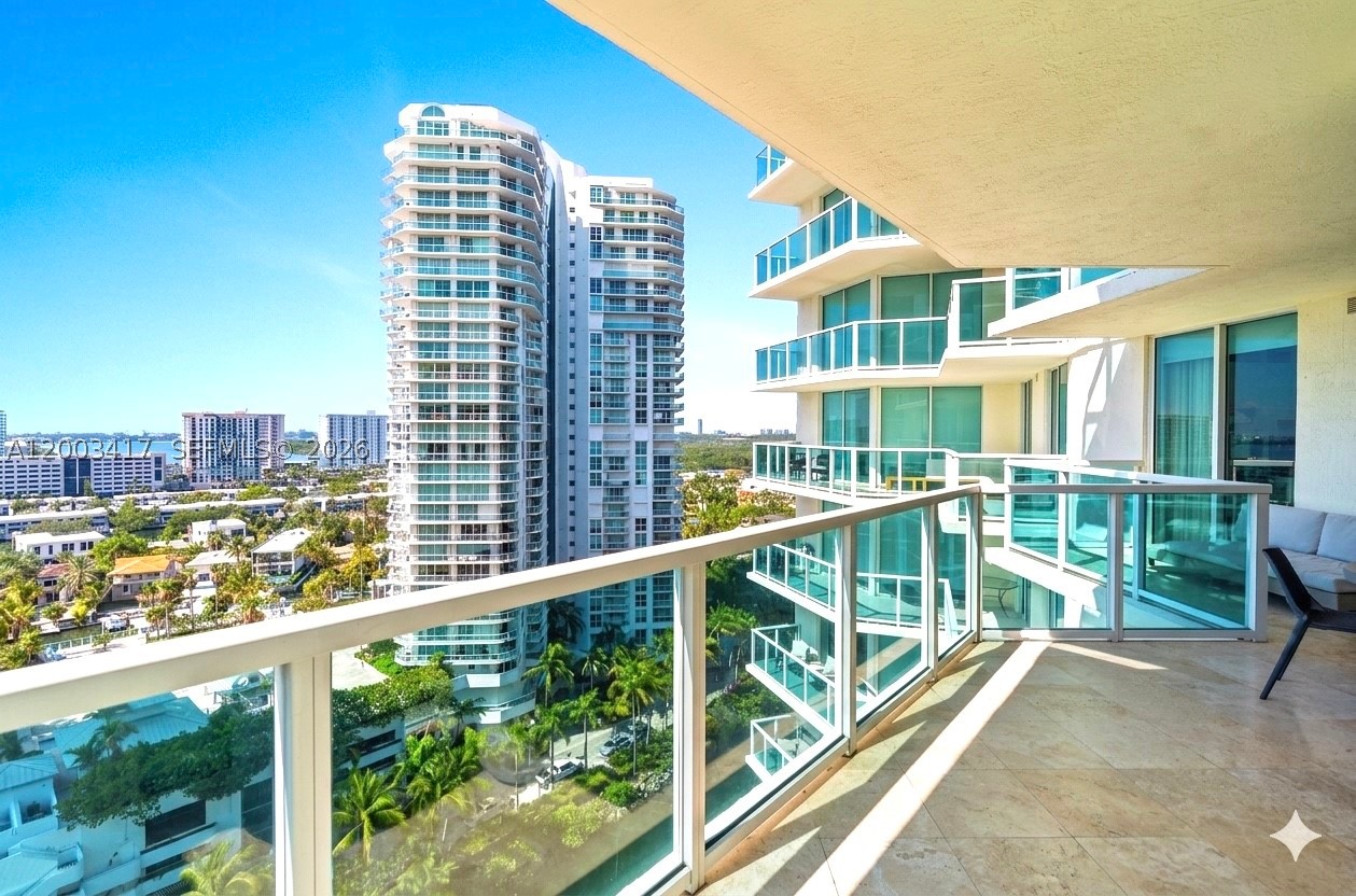 Sunny Isles Beach photo 1