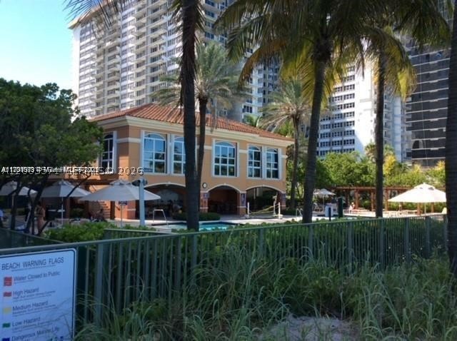 Hallandale Beach photo 2