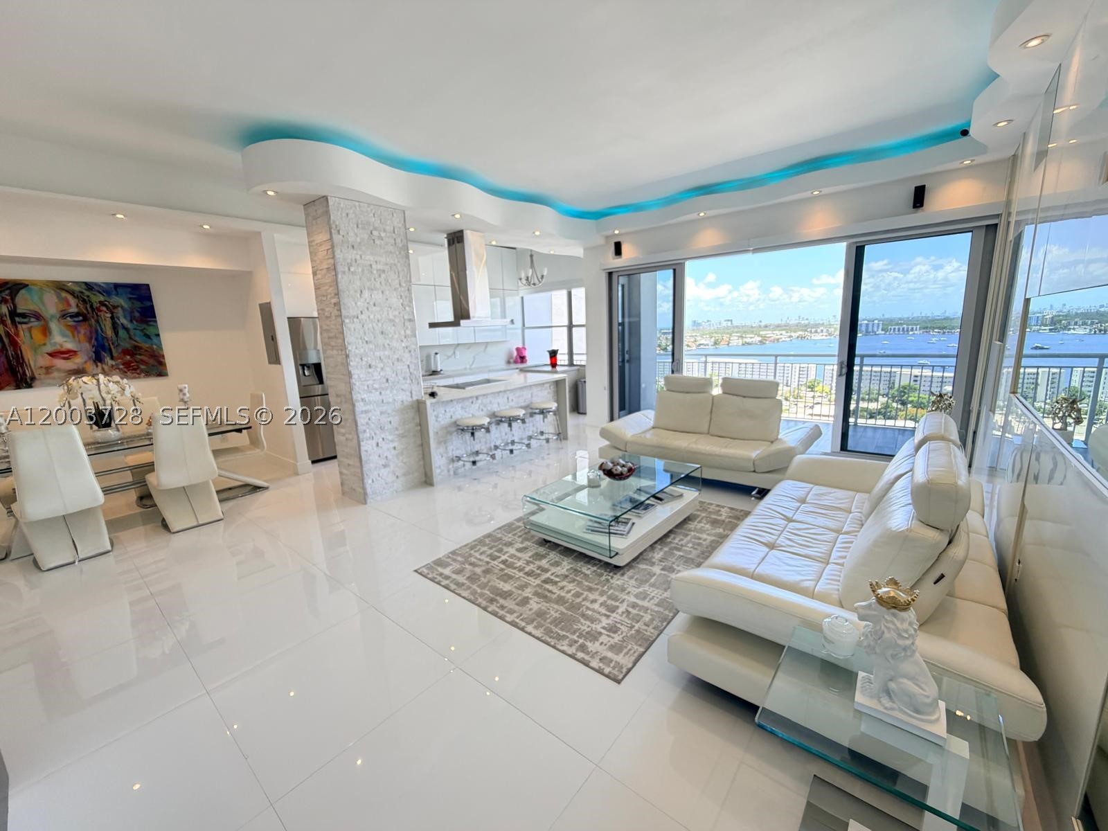 Aventura photo 4