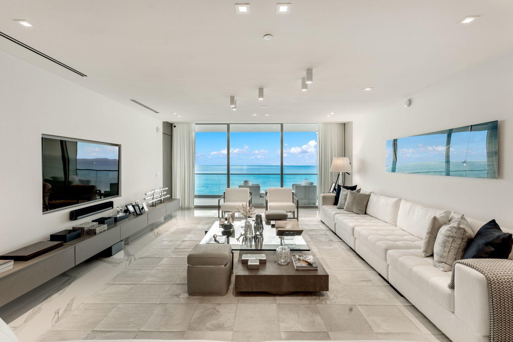 Bal Harbour photo 1