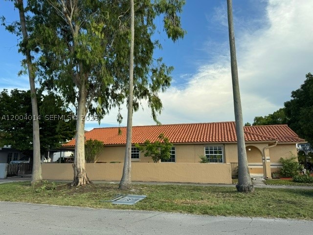 Hialeah photo 5