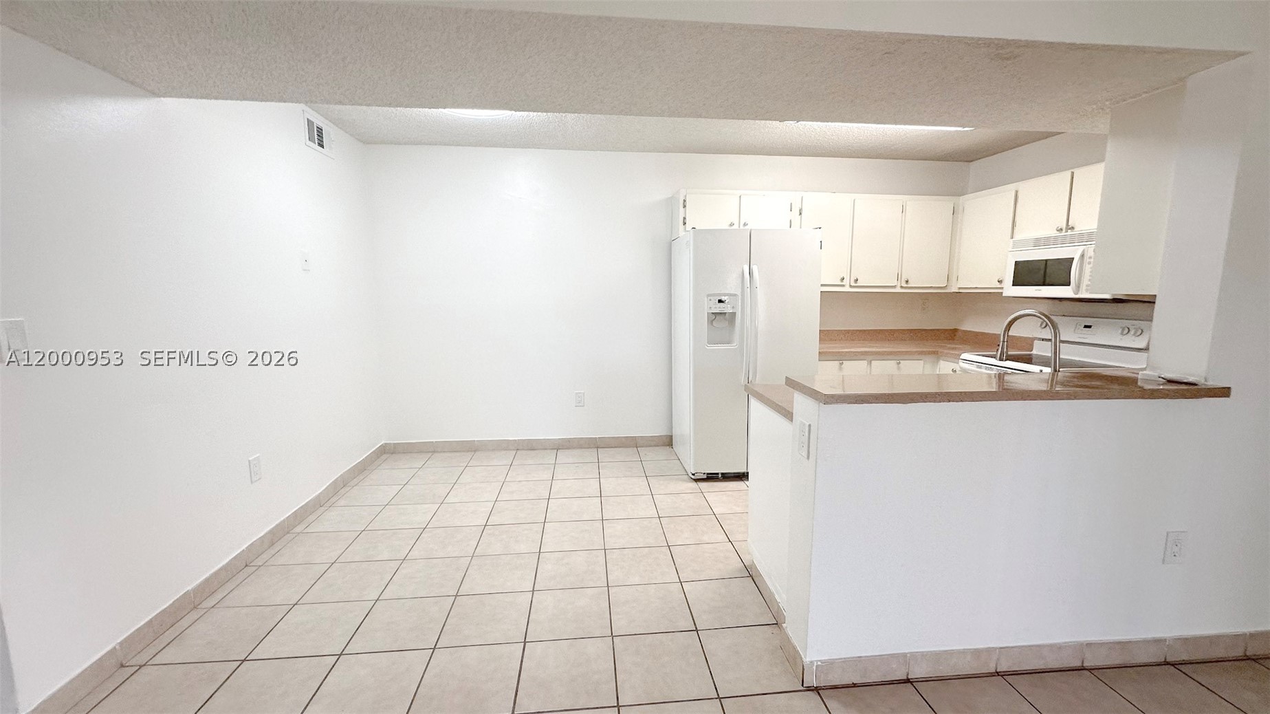 Pembroke Pines photo 3