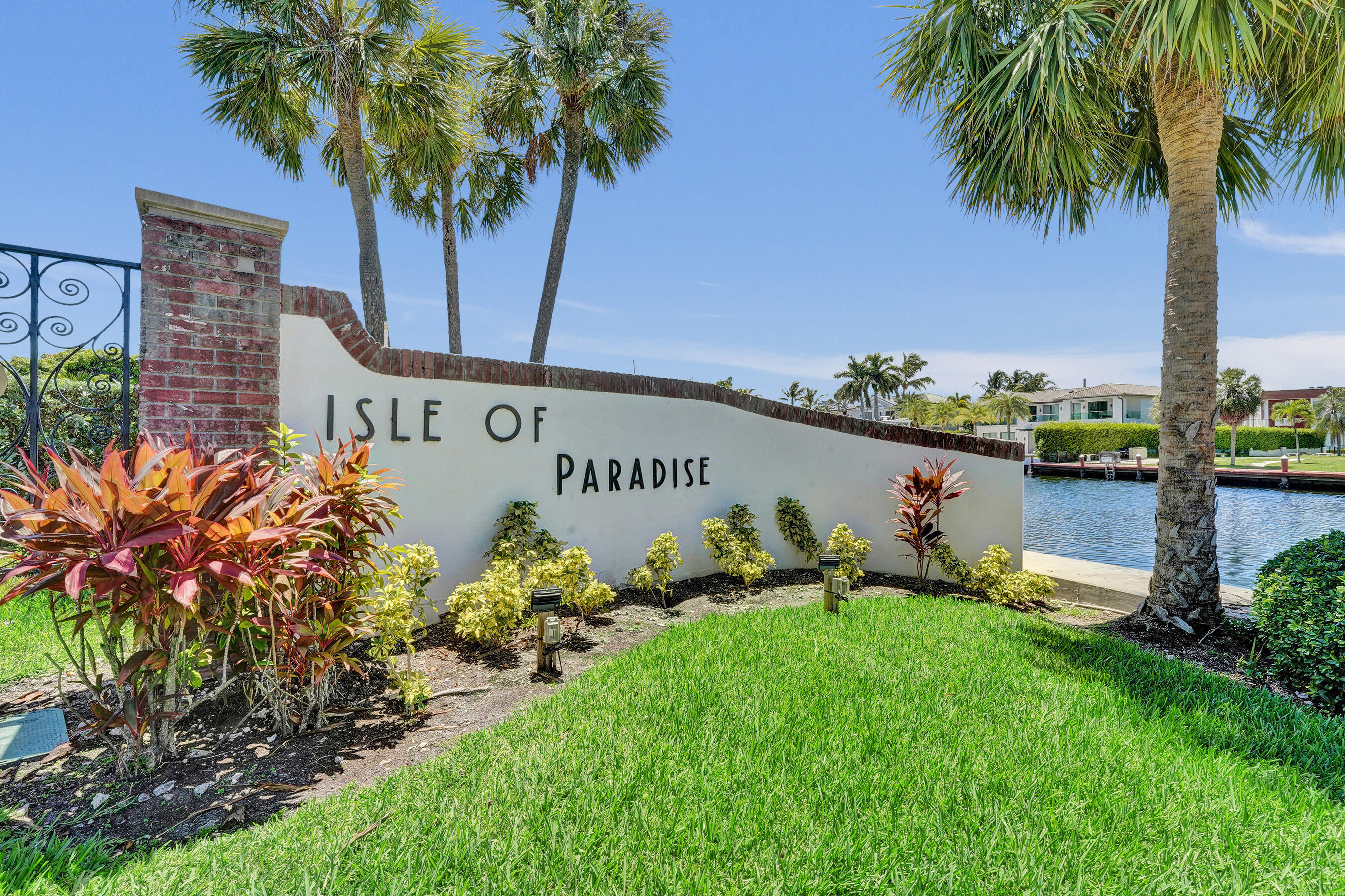 Hallandale Beach photo 1