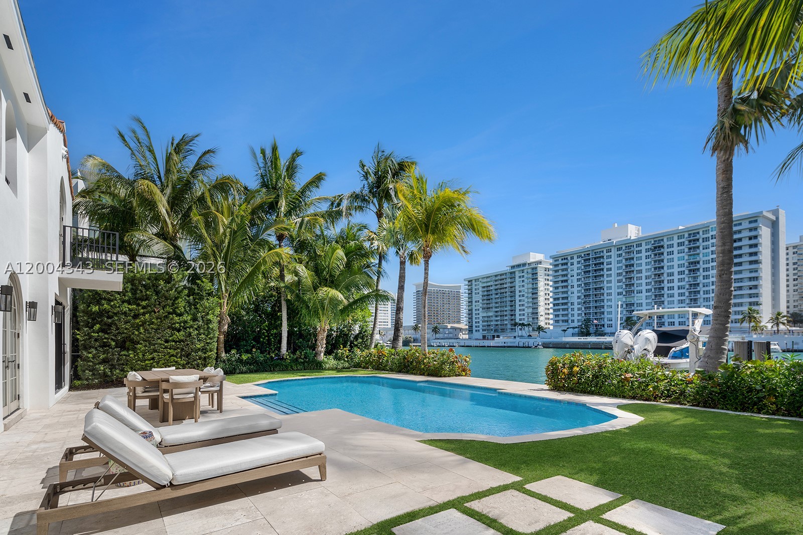 Miami Beach photo 4