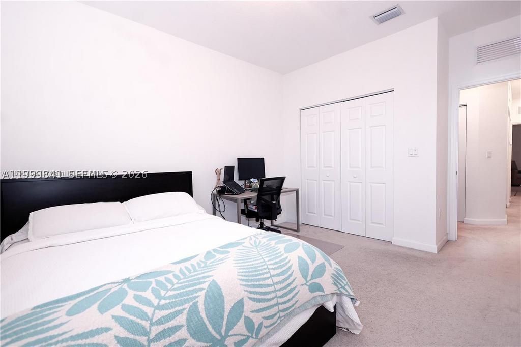 Pembroke Pines photo 5