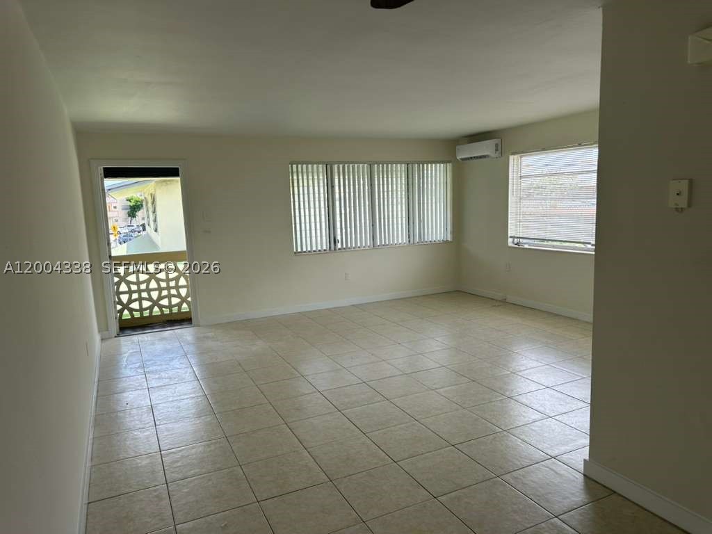 North Miami photo 2